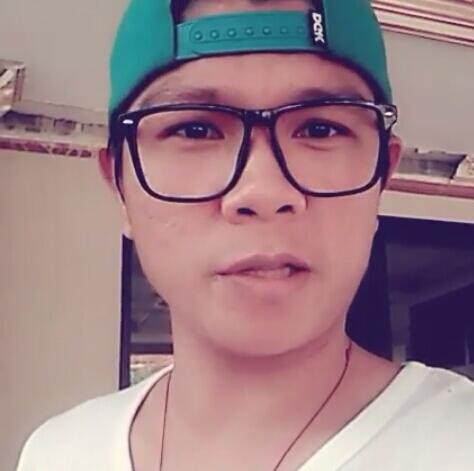 Hitz Masih Ingat Artis Pria Yang Satu Ini? Sekarang Gayanya Sangat Berbeda Lho