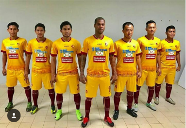 JERSEY-JERSEY TIM GO-JEK TRAVELOKA LIGA 1 2017