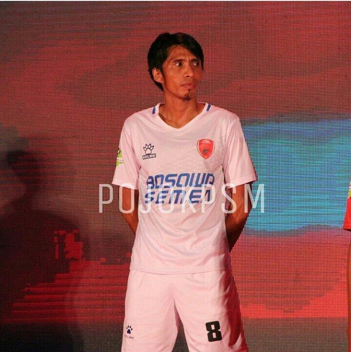 JERSEY-JERSEY TIM GO-JEK TRAVELOKA LIGA 1 2017