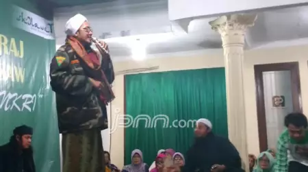 
Dilarang Pilih Cagub Nonmuslim? Habib: Pilih Djarot!