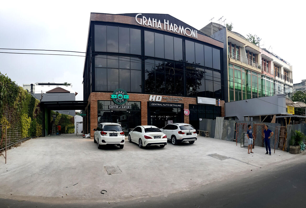 LOWONGAN KERJA - Jakarta Pusat : Barista / Waitress / Waiter : Wake Cup