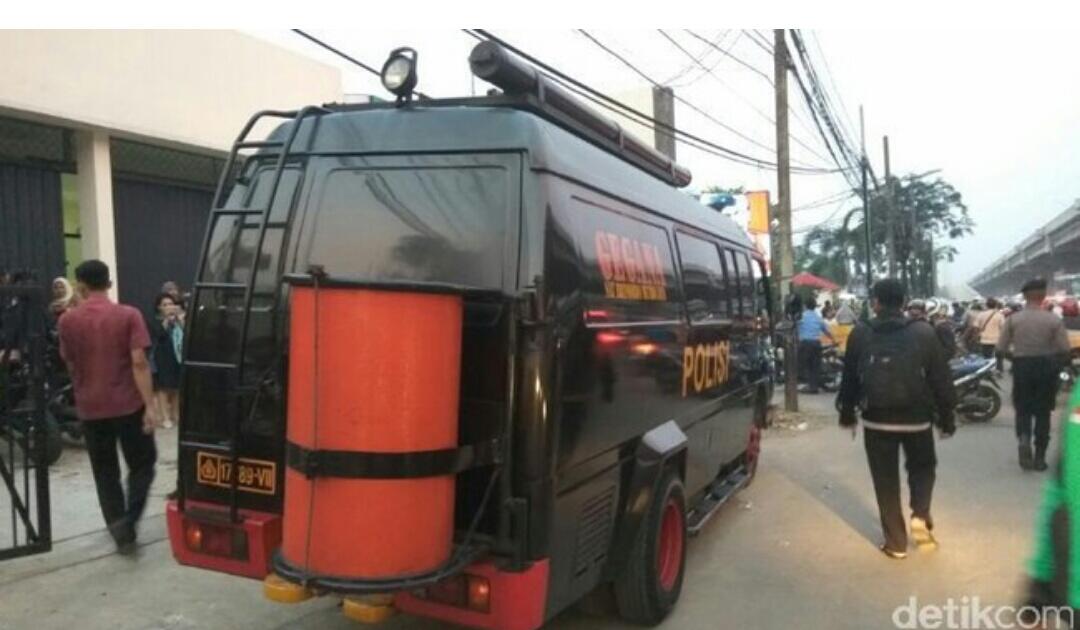 Benda Mencurigakan Ditemukan di Kalimalang, Gegana Meluncur ke Lokasi