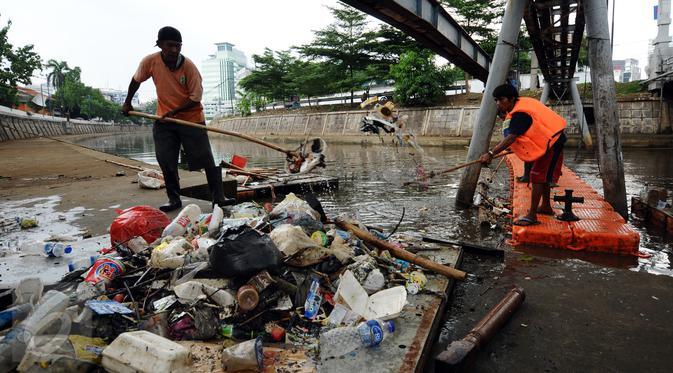Sampah Menghilang dari Sungai di Jakarta