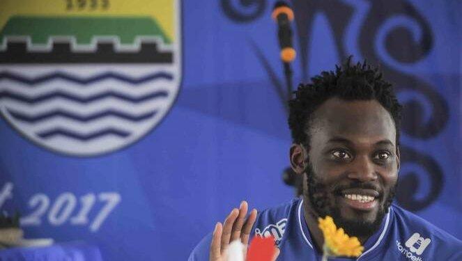 Essien terancam di deportasi dari Indonesia gan..buat bobotoh deg degan pasti