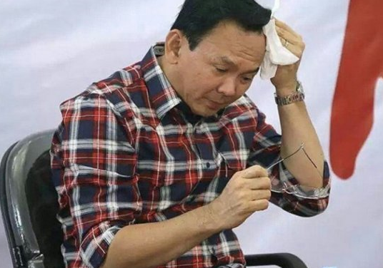 Jelang Pencoblosan, Ahok: Surveinya Naik Turun