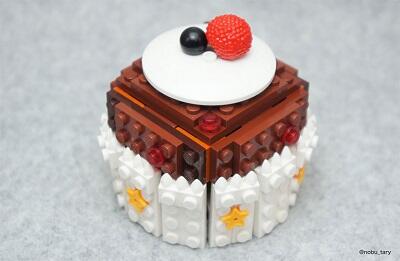 Makanan dari Lego, Saking Miripnya Bikin Laper!