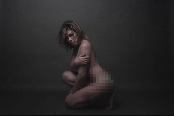 Unggah Foto Bugil, Nikita Mirzani Masih Cari Sensasi