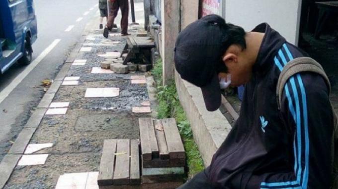 Dilempari Telur Busuk oleh Teman Sendiri, Perayaan Ultah Pembawa Petaka Bagi Yusuf