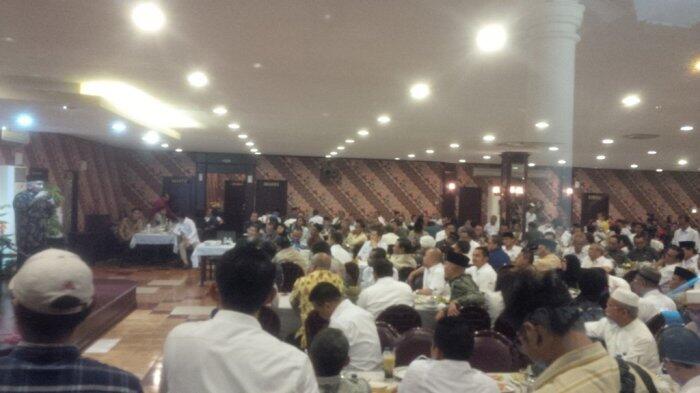 Anies-Sandi Gelar Makan Malam Bersama Pimpinan Partai Jelang Hari Pemungutan Suara