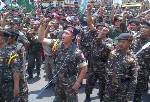 Ribuan Anggota Banser Kumpul di Bumi Perkemahan Ragunan