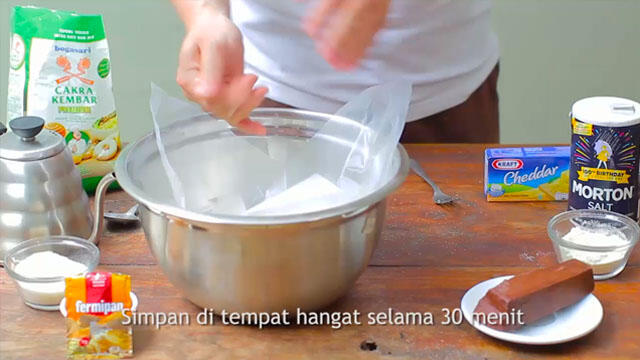 Cara Membuat Roti Goreng dengan Mudah dan Tanpa Diuleni by BREAD &amp; BEANS