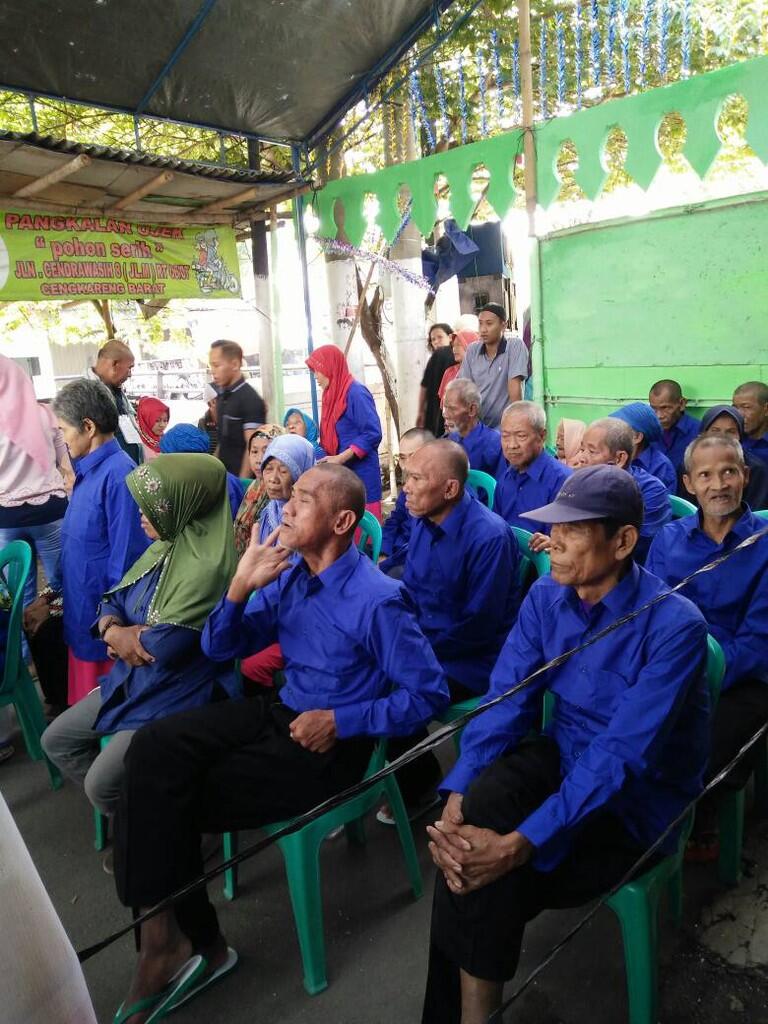 Lansia di Panti Antusias Ikuti Pilkada DKI