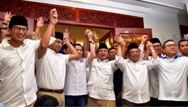 Aburizal Ikut Rayakan Kemenangan Anies-Sandi di Rumah Prabowo