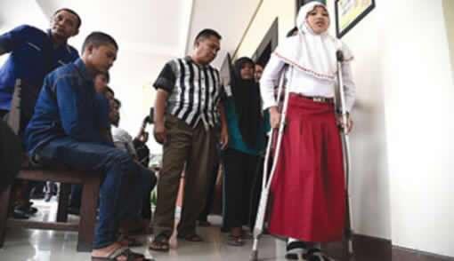 Anak SD Bawa Motor Nyalip Melebar Tabrak Mobil Berakhir di Pengadilan
