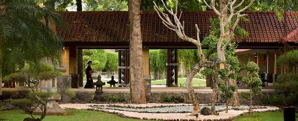 RASAKAN KEMEWAHAN 5 RESTORAN INDONESIA TERBAIK VERSI LUXURY RESTAURANT AWARDS INI!