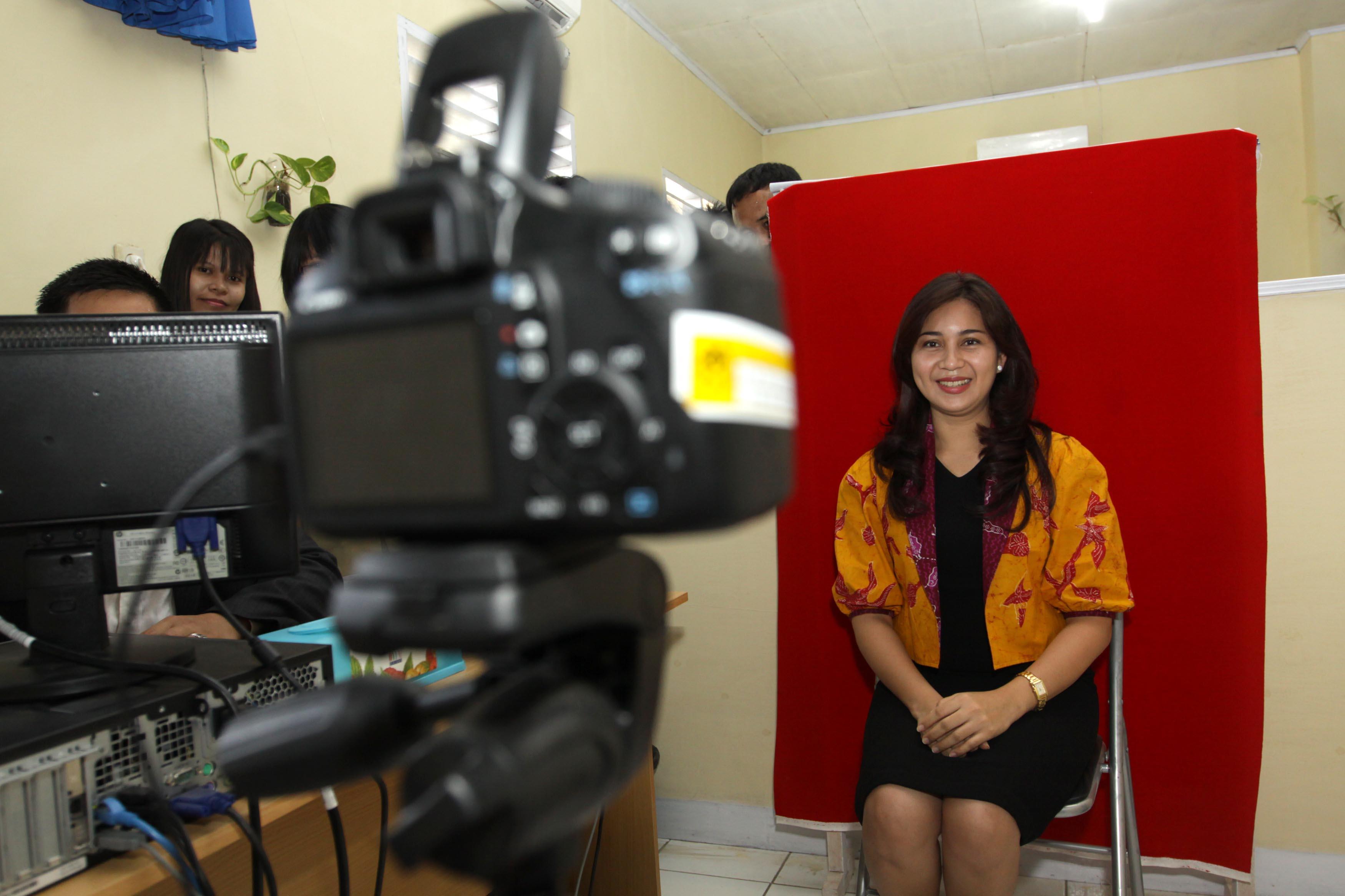 Perlakukan KTP-el Layaknya ATM