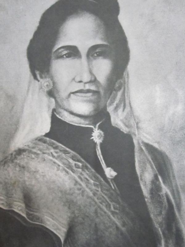  10 DERETAN KARTINI YANG PANTAS DIRINDUKAN