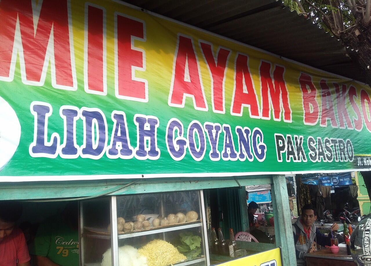 Kesdoe Food Adventure : Mie Ayam Bakso Lidah Goyang Pak Sastro