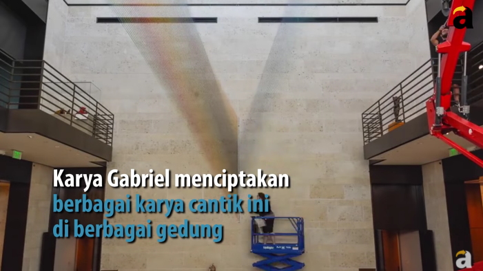 Seniman ini mengubah benang menjadi pelangi yang indah dalam ruangan