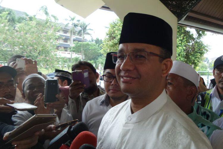 Anies Akan Penuhi Janji Izinkan Kegiatan Keagamaan Digelar di Monas