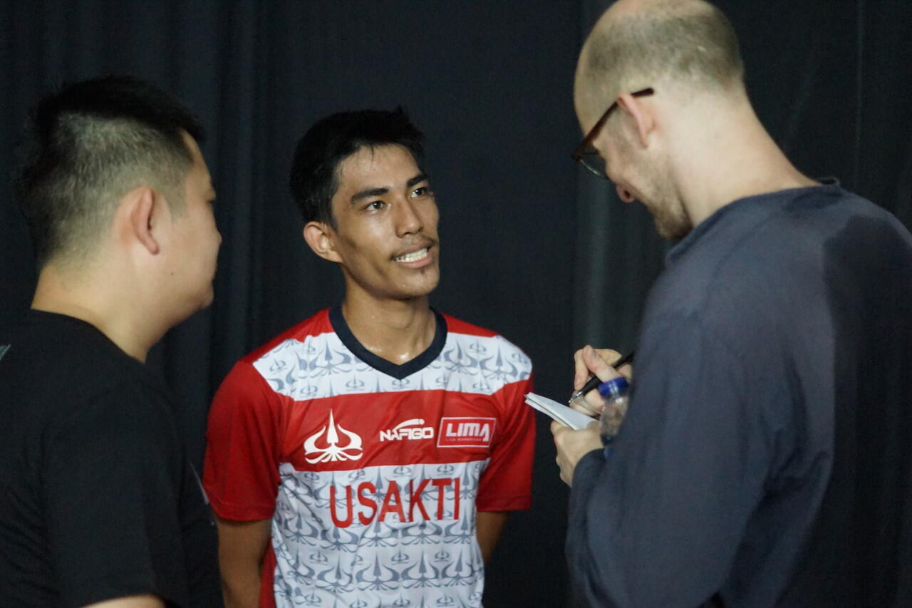Moment pertandingan hari pertama LIMA Badminton GJC
