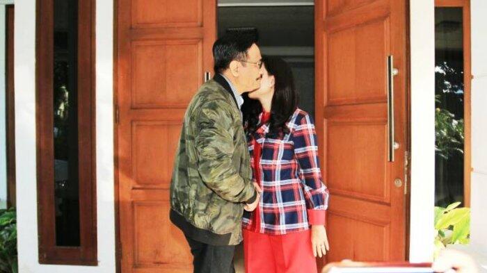 Kejutan untuk Djarot Saiful Hidayat dari Istri Tercintanya