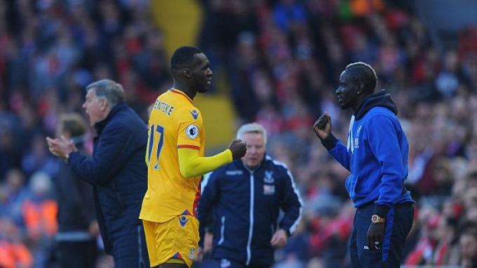 Dua Gol Christian Benteke Permalukan Liverpool di Hadapan Pendukung