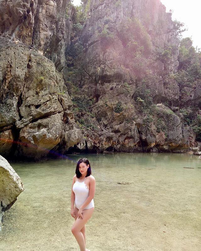 Kenalkan Jocye, Sopir Taksi Cantik yang Digilai Penumpang Pria
