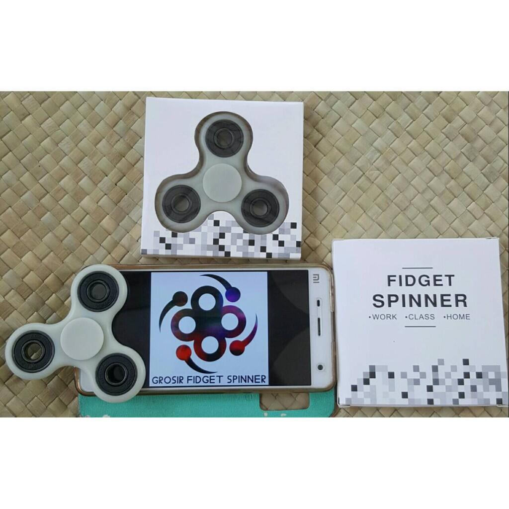 JUAL FIDGET SPINNER GLOW IN THE DARK (HARGA GROSIR)