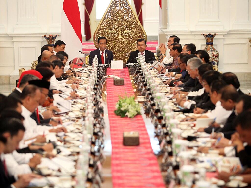 Isu Reshuffle dan Menteri