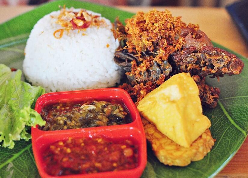 Liburan di Semarang? Jangan Lupa Mampir ke 5 Tempat Kuliner ini