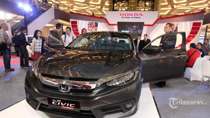 All New Honda Civic Turbo Raih Predikat Car of The Year di Ajang Otomotif Award 2017