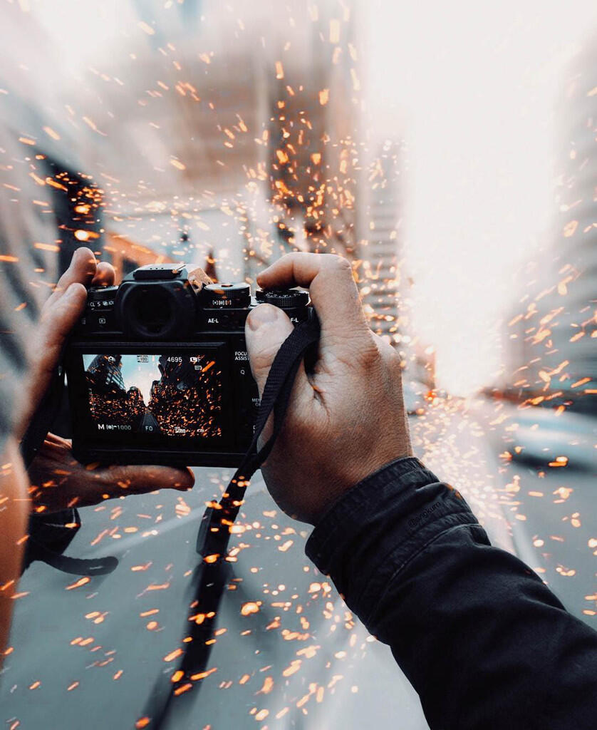 Photo digital imaging anak creative indonesia yang menginspirasi dunia baru-baru ini.