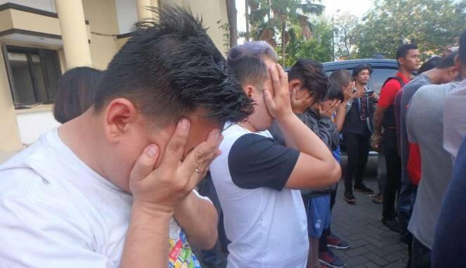 Kelakuan FPI di Surabaya Membuat Radang Sebuah Komunitas Warga