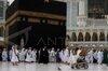 Setelah Tertunda, First Travel Berangkatkan Jemaah umrah Hari Ini
