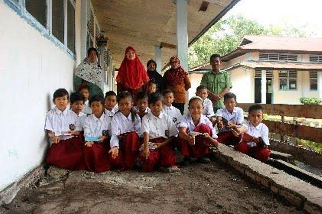 Cerita Guru di Perbatasan
