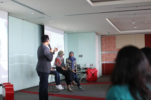 Bertemu Kartini Era Digital di HangOut with FreakOut