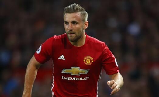 Lagi, Luke Shaw Dikalahkan Cedera