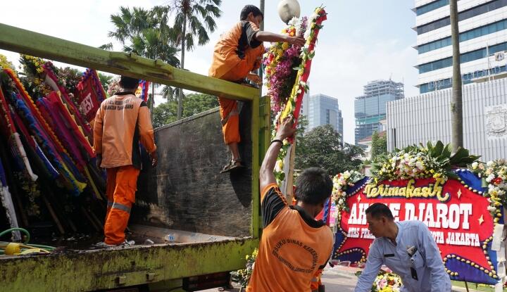 Habiburokhman : Sampah Karangan Bunga Apa Sudah Bersih?