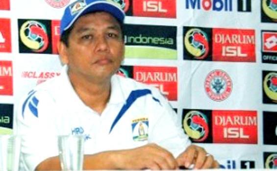 Timo Scheunemann Hariyadi Pelatih Sementara Persiba 