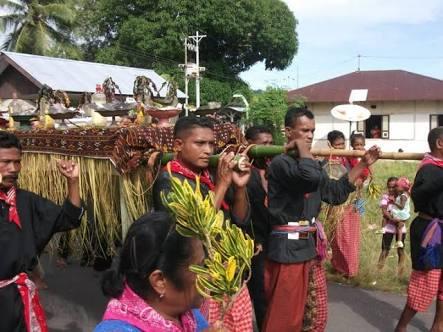 Ketua MK: Kenapa Agama dari Asing Diakui, Kalau dari Leluhur Tidak?

