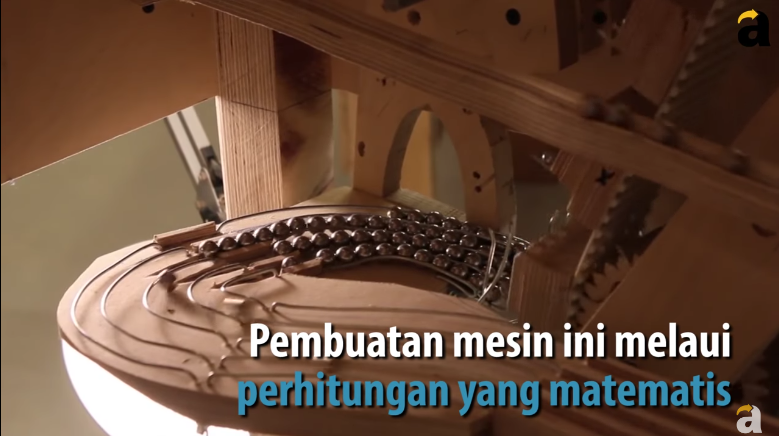 Wow, Musisi ini Ciptakan Alat Musik Dari 2000 Kelereng