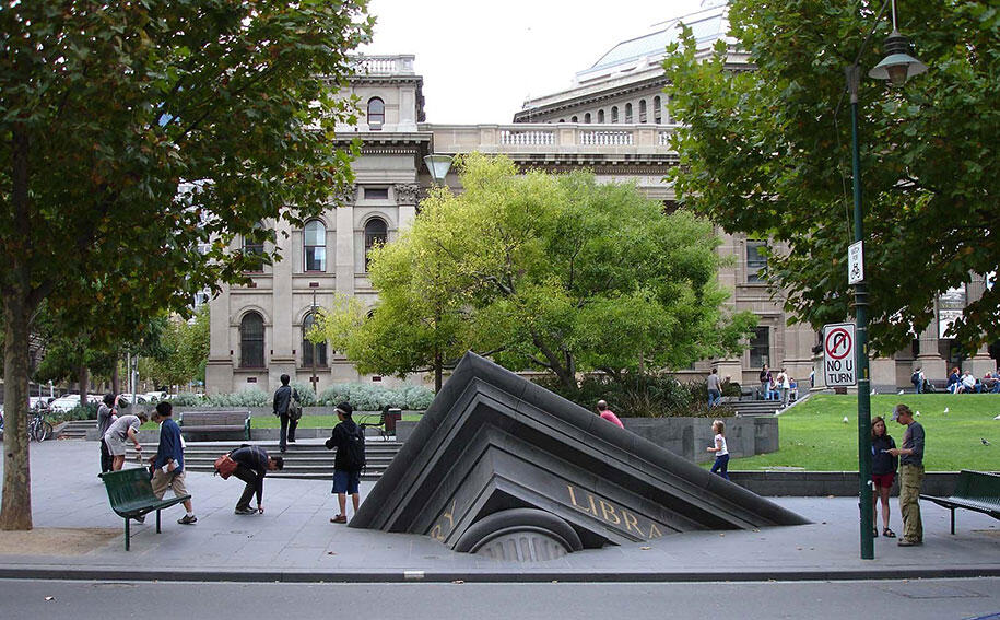 SCULPTURE-SCULPTURE UNIK INI PASTI LANGSUNG MENARIK MATA SEJAK AWAL MELIHATNYA