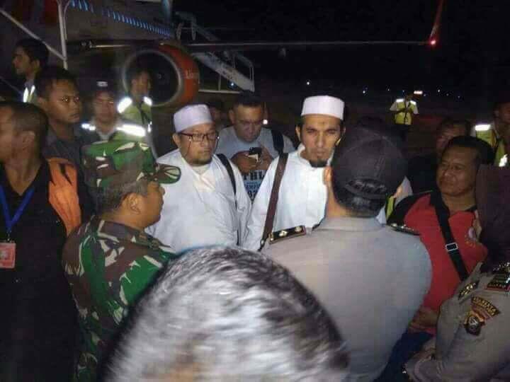 Ini Dia Video Polisi Usir Ketum FPI KH Sobri Lubis di Pontianak