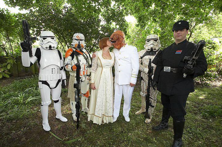 30 Ide Tema Pernikahan 'Star Wars'