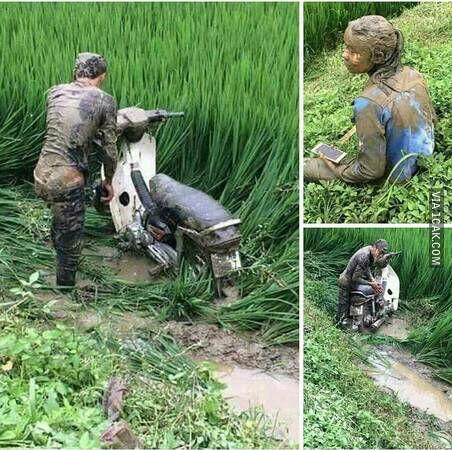 Awalnya Mencari Belut, Malah Dapet Motor.