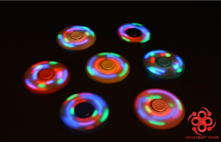 JUAL FIDGET SPINNER GLOW IN THE DARK (HARGA GROSIR)