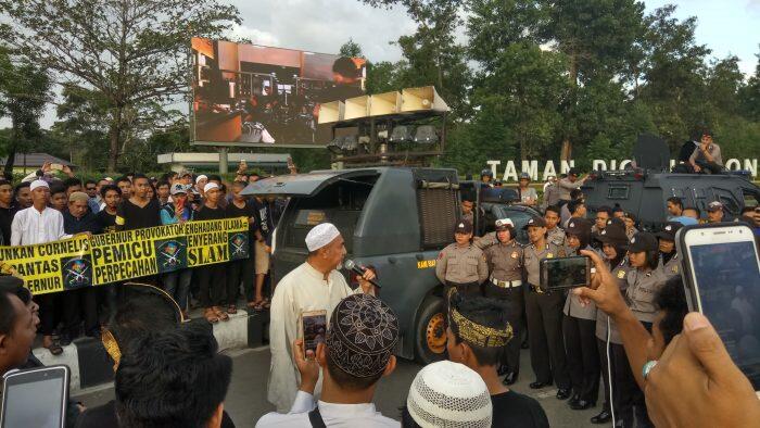 Pemuda Islam Gelar Aksi Damai,Minta Gubenur Kalbar di Turunkan