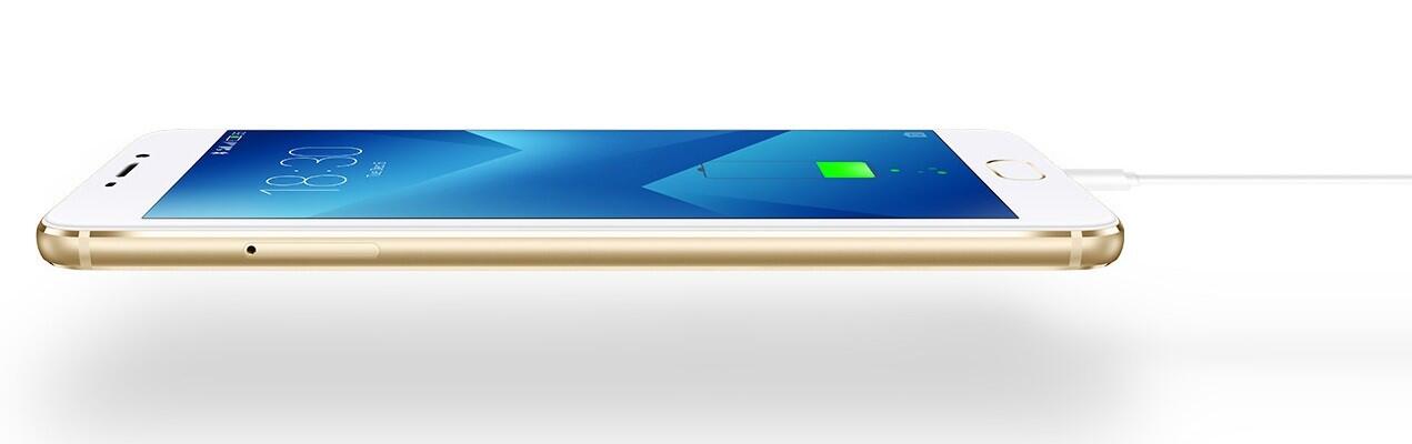 M5 Note: Baterai Besar, Nge-Charge Cepat