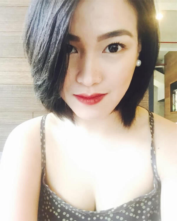 Ini Supir Uber Paling Cantik yang Bikin Penumpang Gagal Fokus